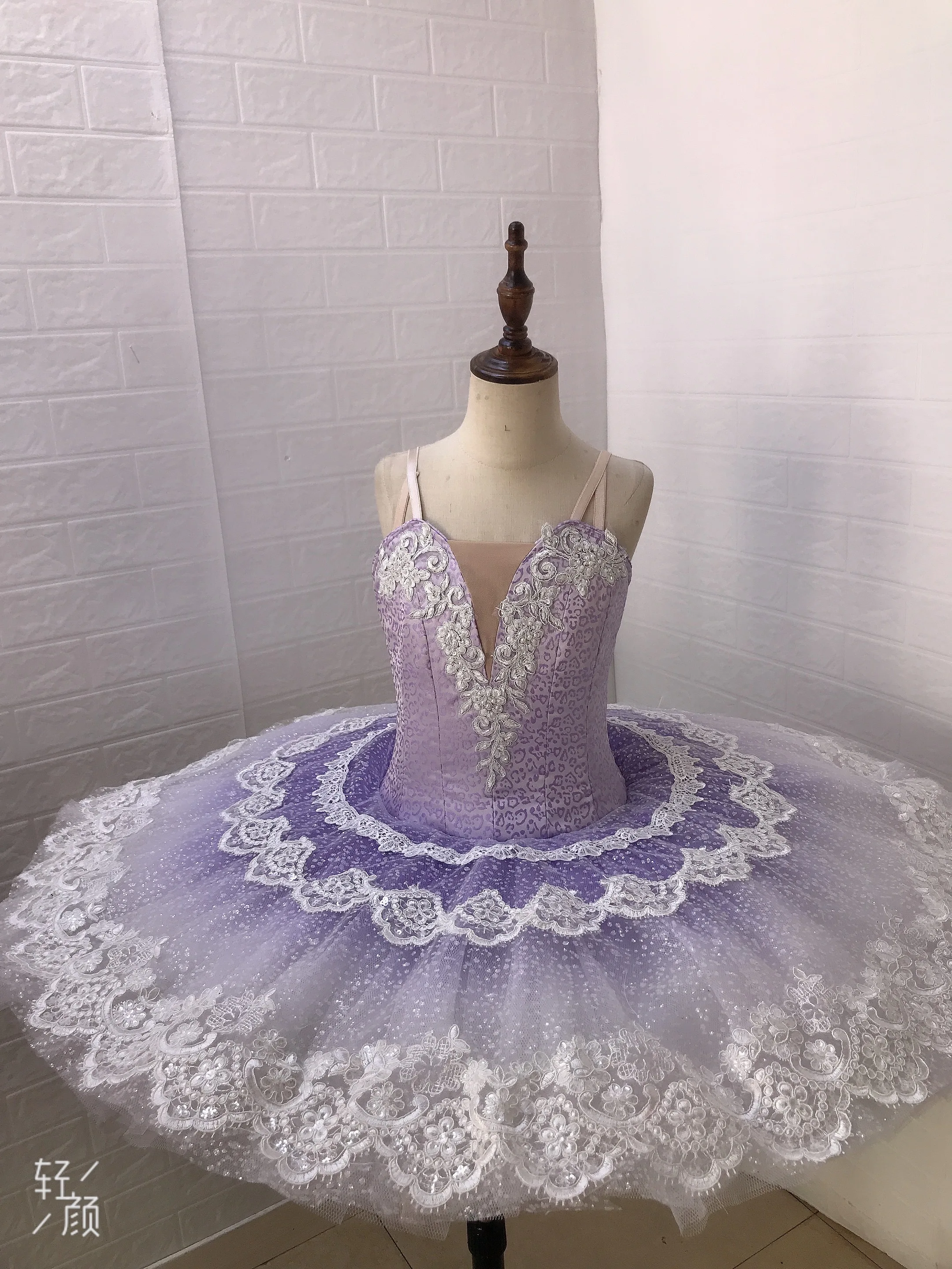 

Новая балетная юбка, профессиональные классические костюмы-пачки