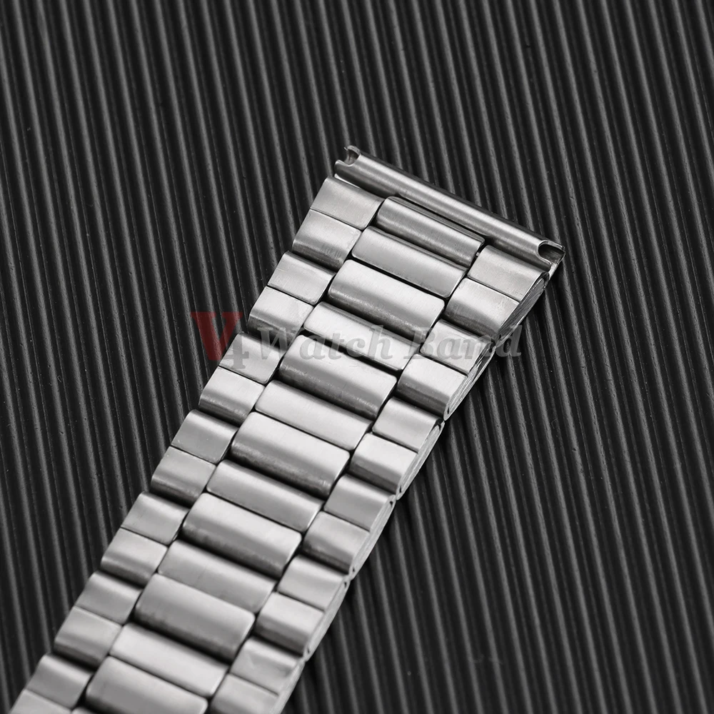 Elegant Metal Wristband Bracelet for Women and Men - Silver & Gold Finish