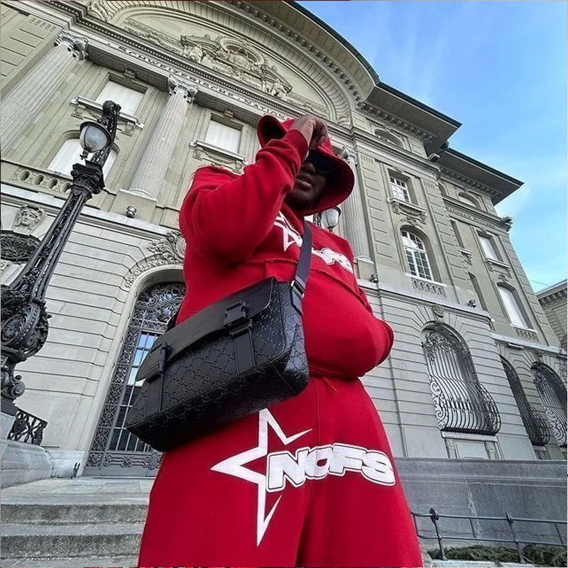 Рисунок 6 - Толстовка Y2K мужская с графическим принтом