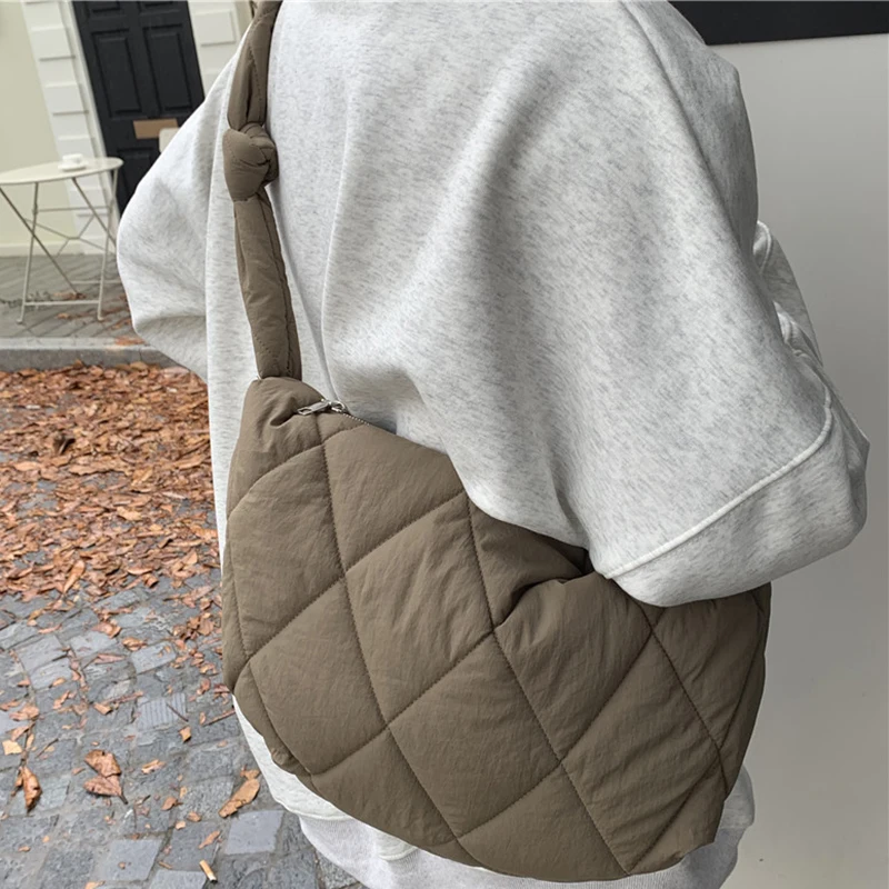 

Quilted Space Shoulder Bag Women 2023 New Korean Fashion Solid Nylon Crossbody Bags Large Capacity Casual Vintage Bolsas Mujer