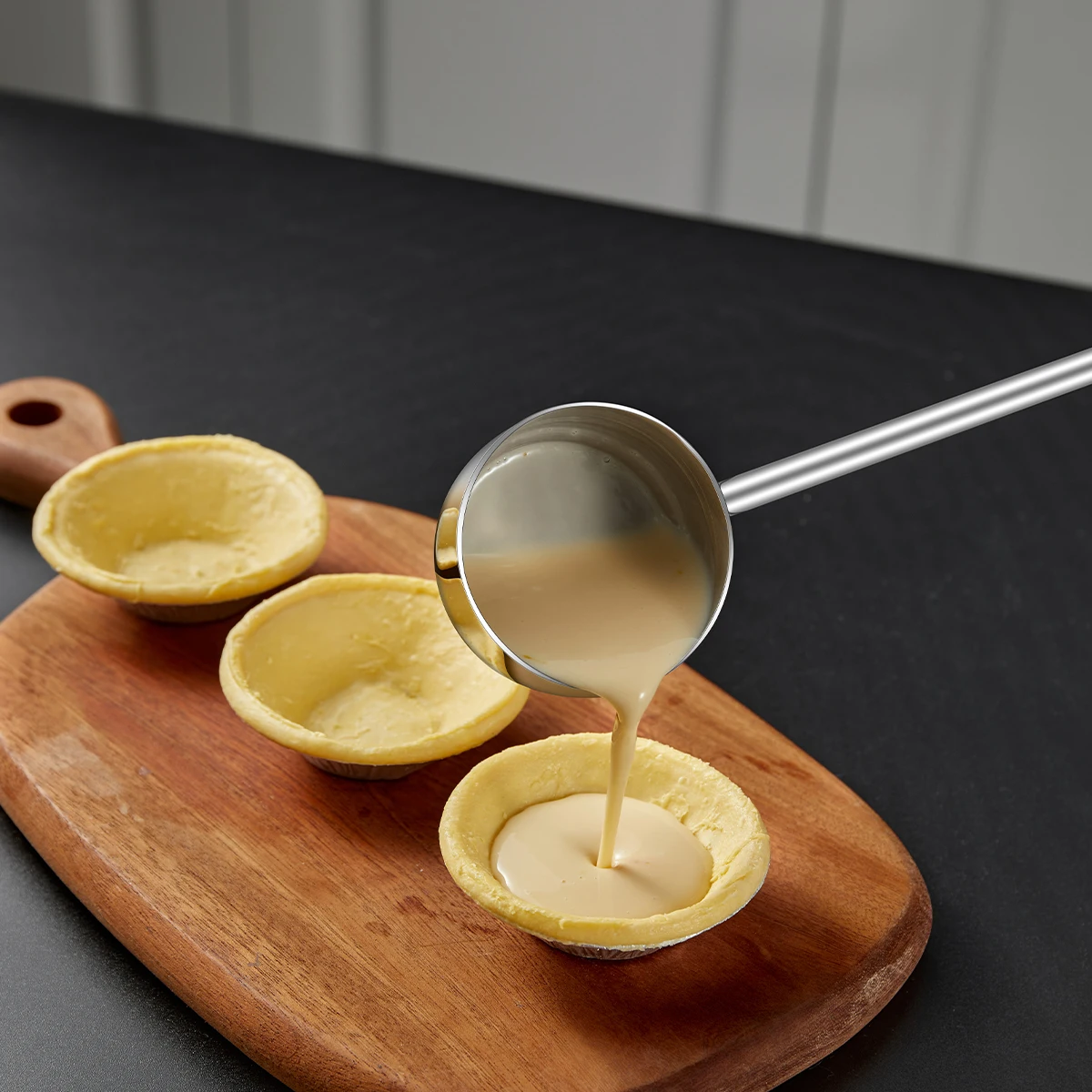 Multifunctional Oil Pouring Spoon Stainless Steel Long Handle Sauce Seasoning Spoon Kitchen Anti Scalding Hot Oil stainless steel spoon