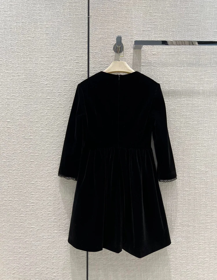 

Mini French Velvet Hepburn Style Dress Lace Collar Waist Puffy Little Black Mini Dress Women Short Dresses