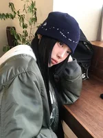 Sli Knitted Hat Bloggers Love Star Embroidery Warmth All-Match Bobble Head Woolen Cap for Young Men And Women