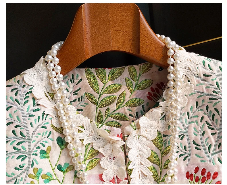 Summer New Brocade Embroidery + Lace Vest Women's Chinese Style Fashion Age Reducing Elegant O-Neck Lady Sleeveless Top S-XL