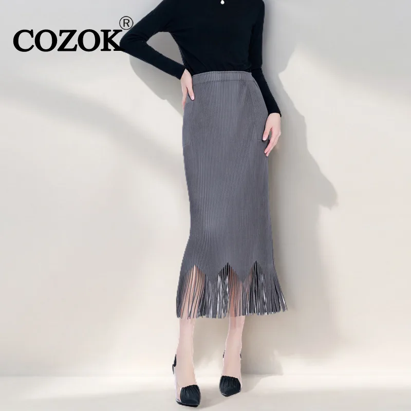 

Юбка женская плиссированная однотонная с кисточками, весна 2024