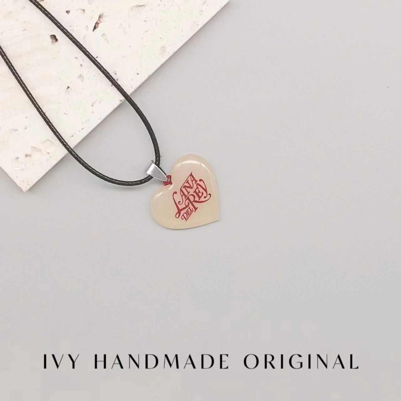 Custom Pendant Personalized Gifts For Girls Friends  Acrylic Heart Customized Necklace Design Picture Name Photo Accessories