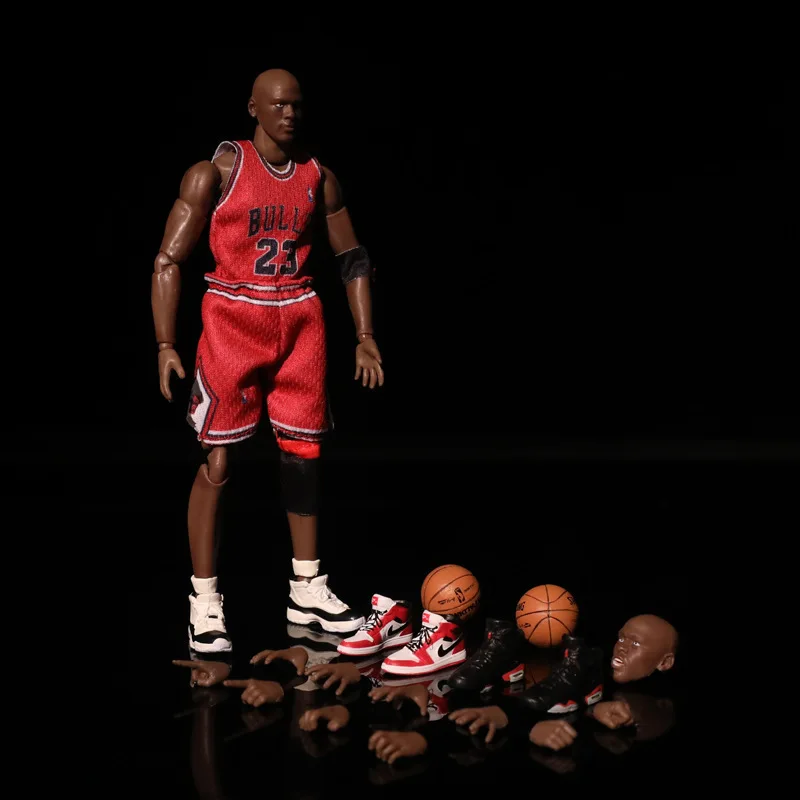 Michael Jordan アクションフィギュア MAFEX 100 Amazon.co.jp: MAFEX マフェックス No.100 Michael Jordan Chicago
