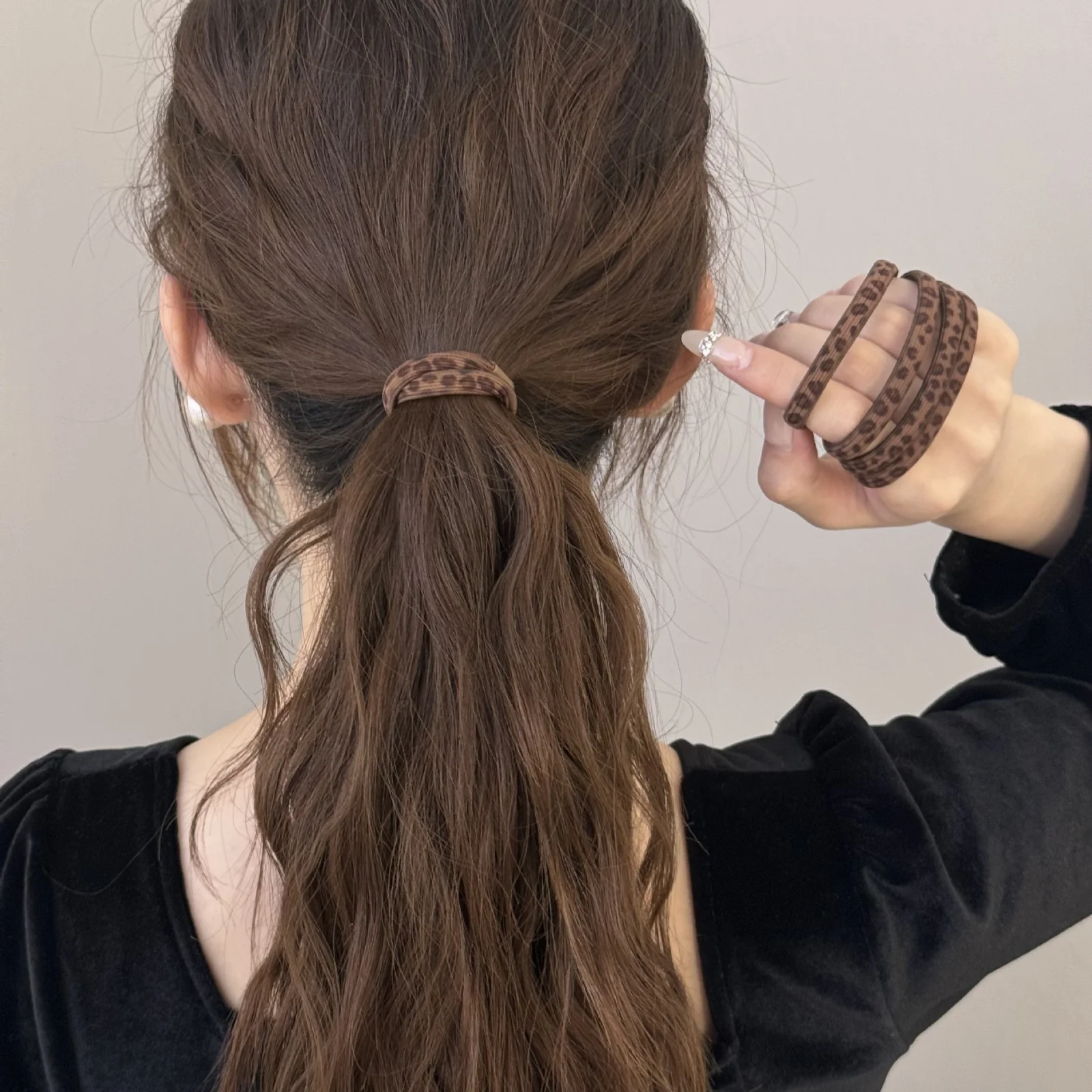 1PC Leopard Hair Ties For Women Autumn Winter Vintage Elastic Hair Bands Fashion Hair Accessories Stylish Hair Decorations