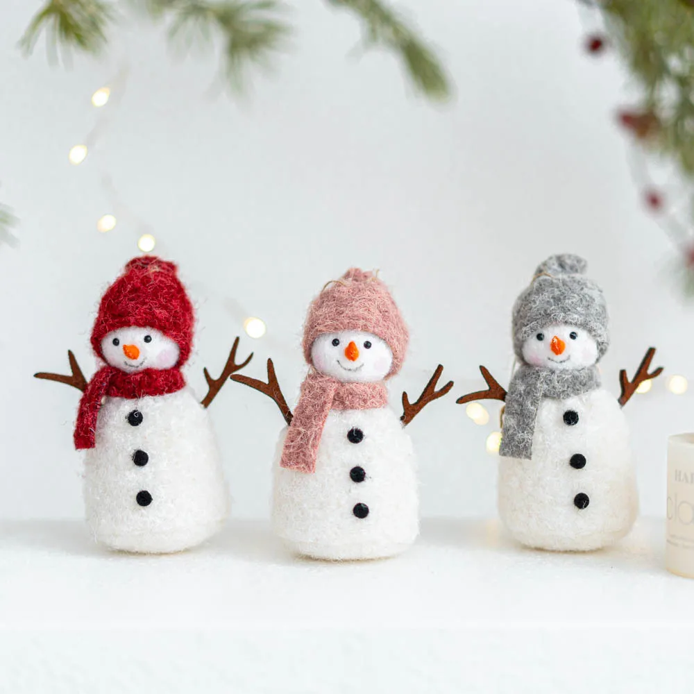 Handmade Felt Snowman Ornament, DIY Christmas Tree Decoration with Scarf, Cozy Xmas Keepsake for Home Holiday Decor