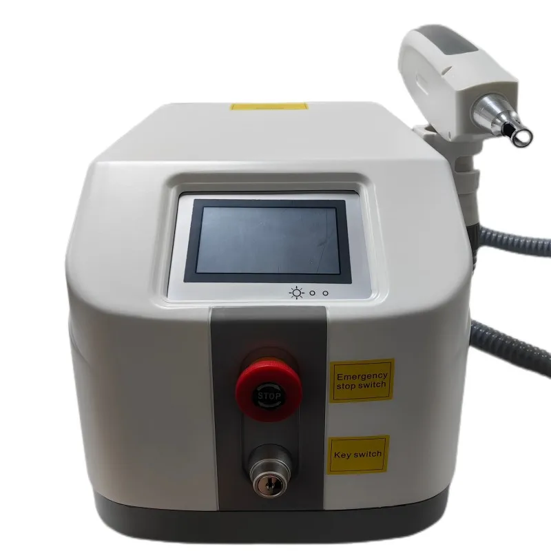 New Technology Mini Whitening Face  Portable Q Switched Nd Yag 1064 532nm Tattoo Removal Laser Device Carbon Peel
