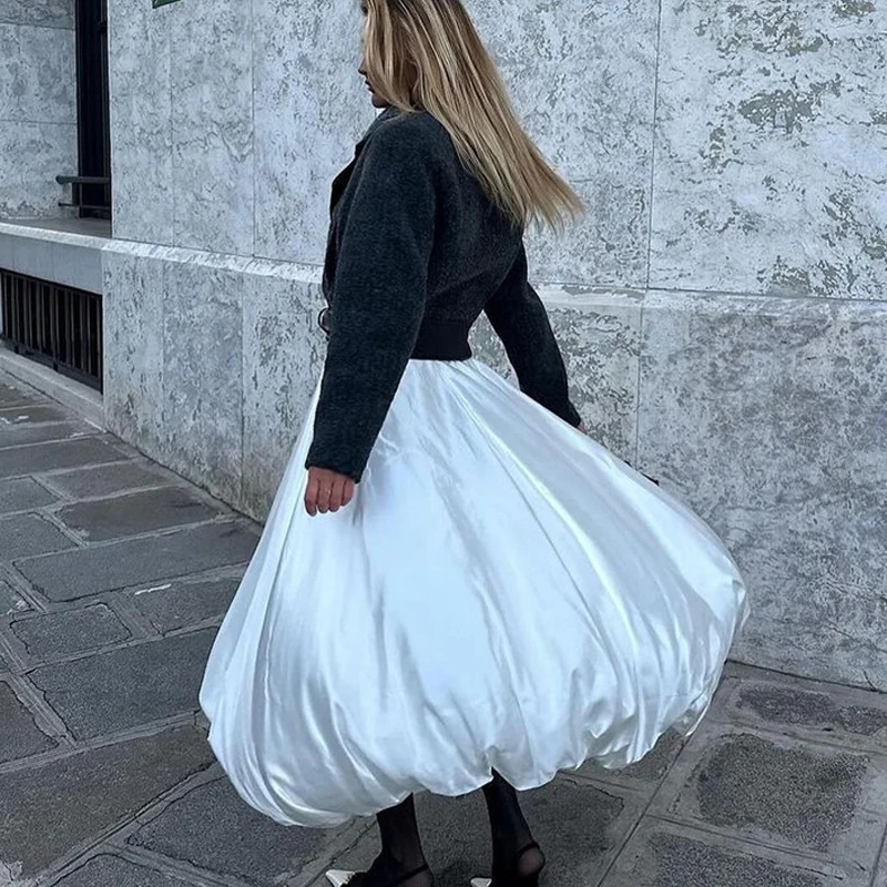 TARUXY Stain Long Skirt For Women Solid Color Loose High Waist Female Skirt Streetwear Folds A-Line Hem Female Skirts Fashion