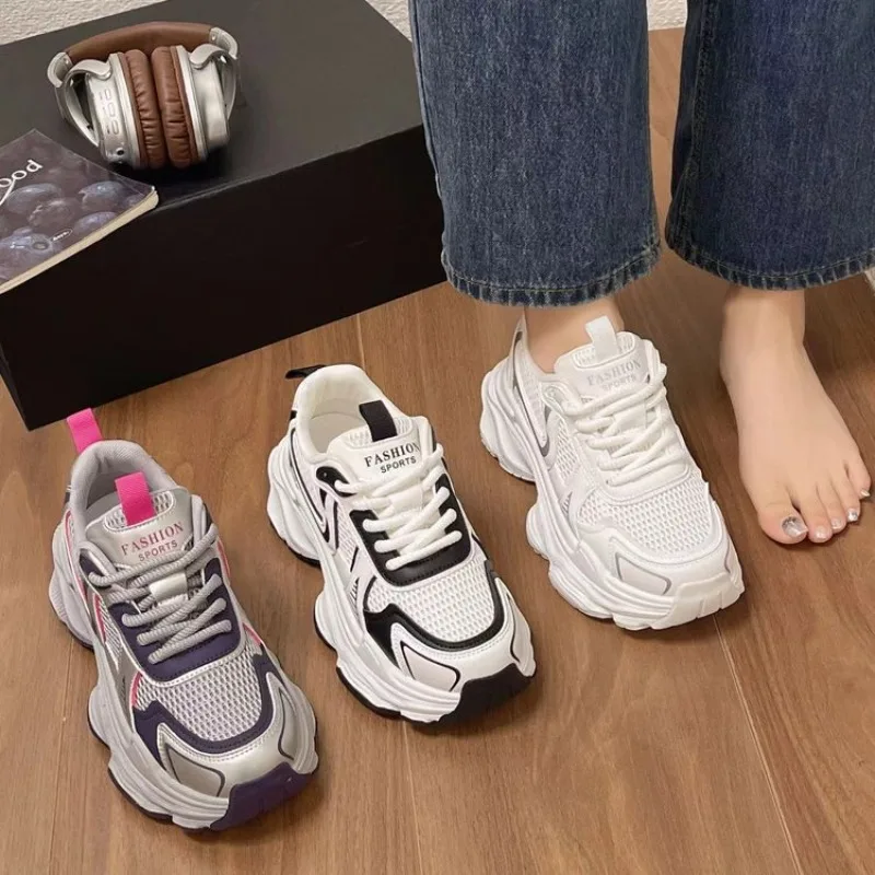 인기 아빠 신발, 슈퍼 핫 스포츠 신발, 여성 소수민족 디자인 센스 스니커즈, 여성 트렌드 플러스 사이즈 40, 2024 용수철 신상