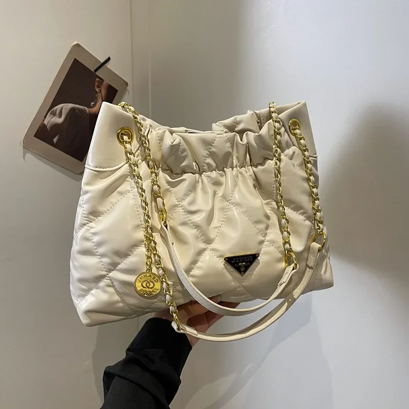 Diamond Pattern Chain Women 2024 New Fashion Solid Color Tote Casual Large Capacity Underarm Bag