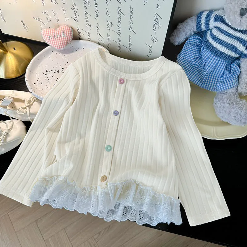Neuheiten Baby Mädchen Bunte Knöpfe T-shirts Spitze Patchwork Langarm Blusen Kinder Mädchen Bequeme T-shirts Kinder Kleidung – Detail 3