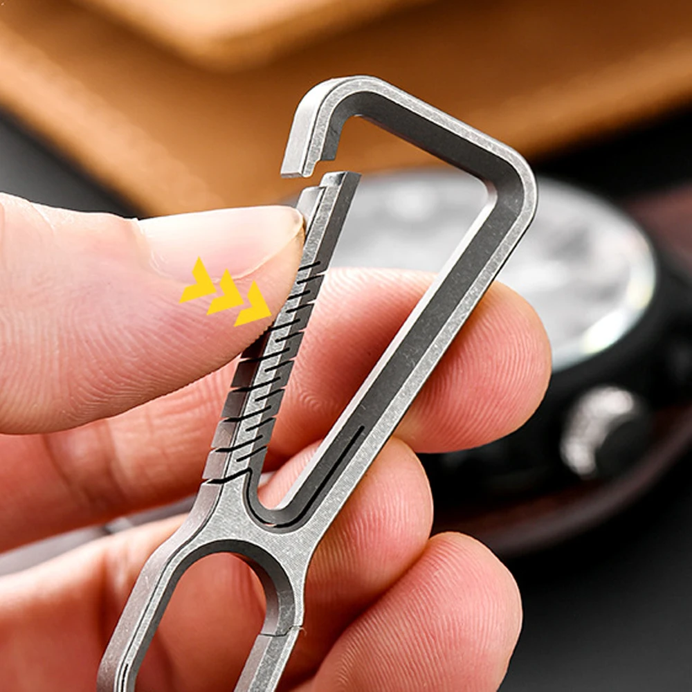 Creative Titanium Alloy Belt Buckle Keychain Outdoor Tool EDC Men's Waist Hanging Personalised Keychain