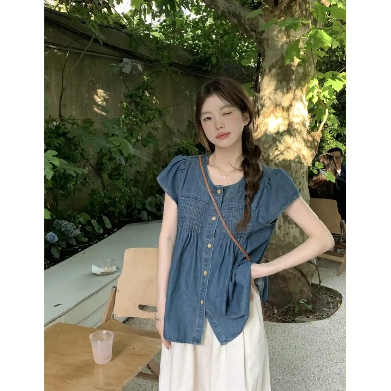 한국어 스타일 빈티지 Pleated 짧은 소매 셔츠 여성 여름 2024 새로운 틈새 캐주얼 루즈 피트 다목적 싱글 브레스트 블라우스