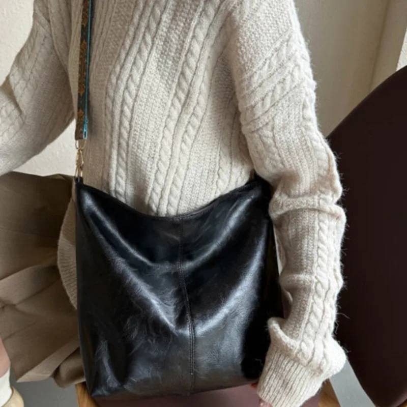 One Shoulder Capacity Bag Crossbody Handbag for Woman New Texture Casual High-quality Messenger Versatile Luxury Exquisite