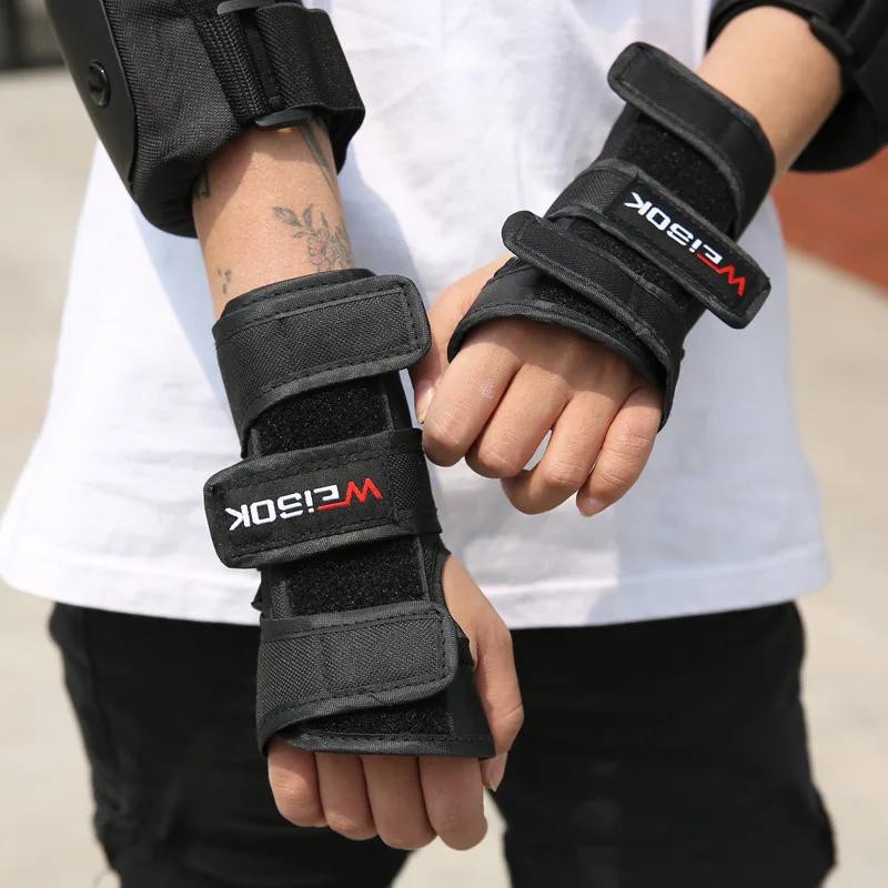 Uomo donna protezione da polso protezioni per le mani supporto Palm pad  pattinaggio sci Snowboard Roller Gear Protection protezione per le mani dei  bambini - AliExpress
