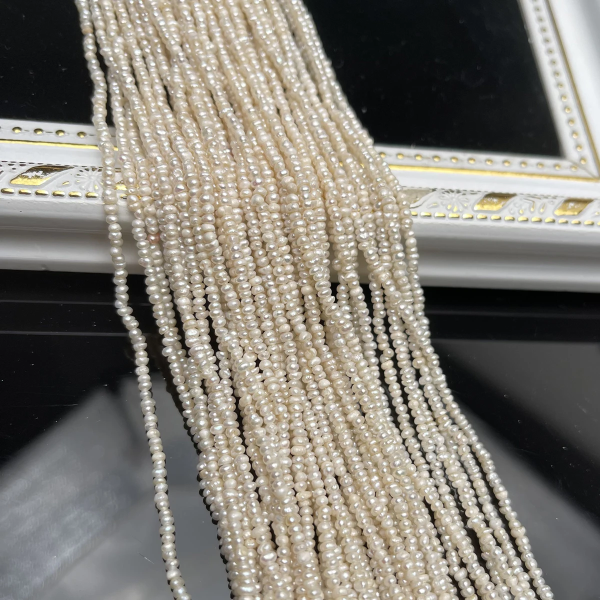1.8-2mm 100% 천연 담수 진주 반제품 플랫 비즈 DIY 여성용 쥬얼리 제작 목걸이 팔찌 및 액세서리