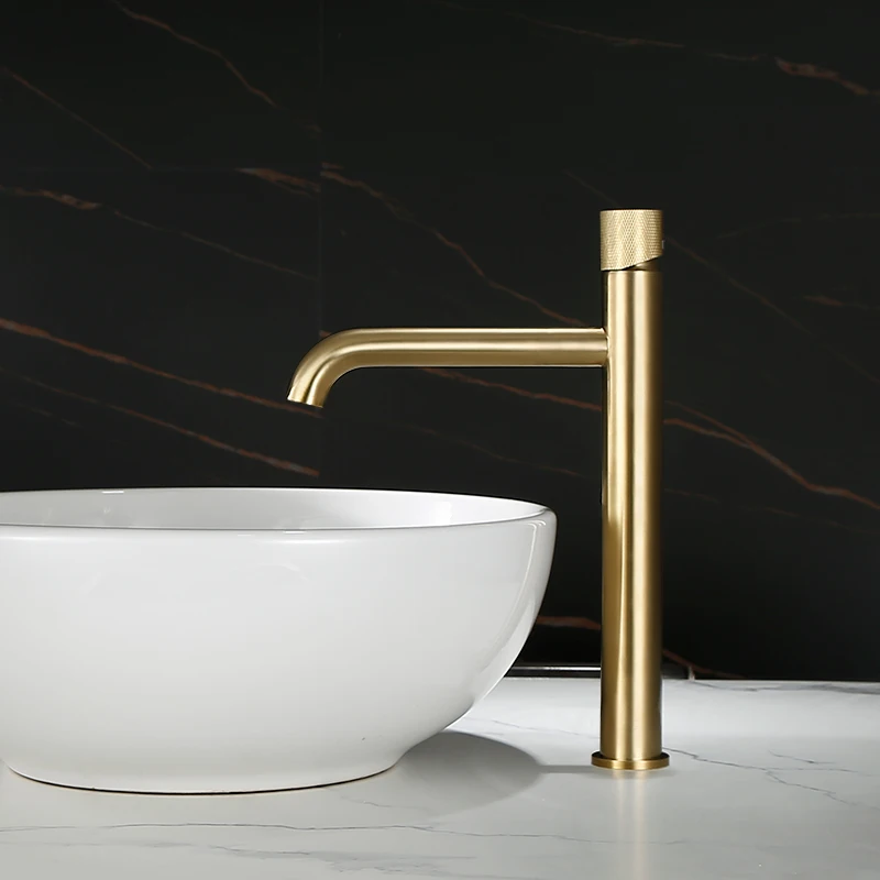 Robinet Lavabo Cascade, Mitigeur D'évier Buse Plate,Robinet Salle De Bain Eau Froide Chaude Disponible Style Moderne Chrome Haut Dore 750g 90491646