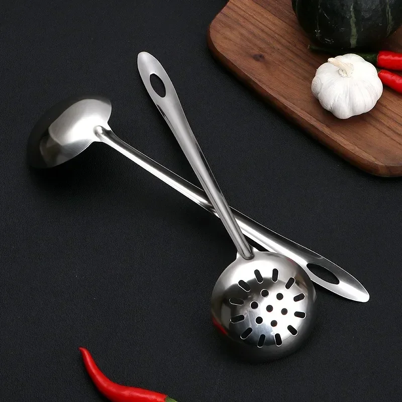 1 PCS, Stainless Steel Soup Spoon, Strainer, Household Kitchen, High-end Appearance, Long Handled Soup Spoon, Hot Pot Spoons