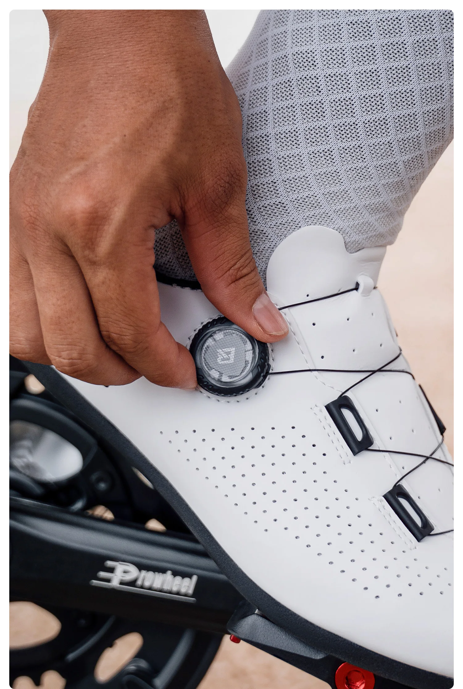 ROCKBROS Professionelle Fahrradschuhe atmungsaktiv flach nicht unterstützend Fahrradschuhe rutschfeste Sohle ETIE-Knopfbefestigung Fahrradschuhe – Detail 8