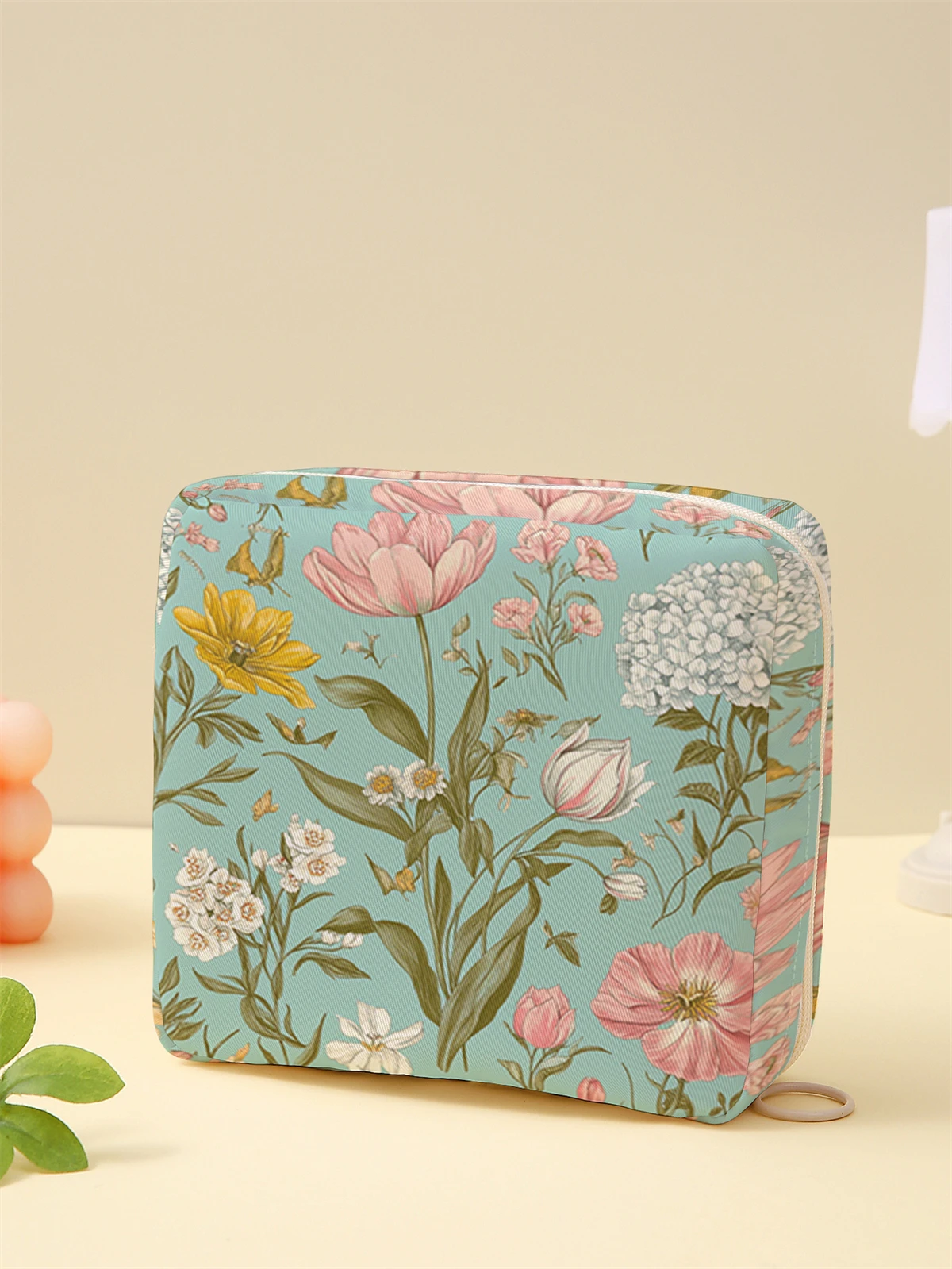Floral pattern printed sanitary napkin storage bag, women's lightweight tissue bag, sanitary tissue bag