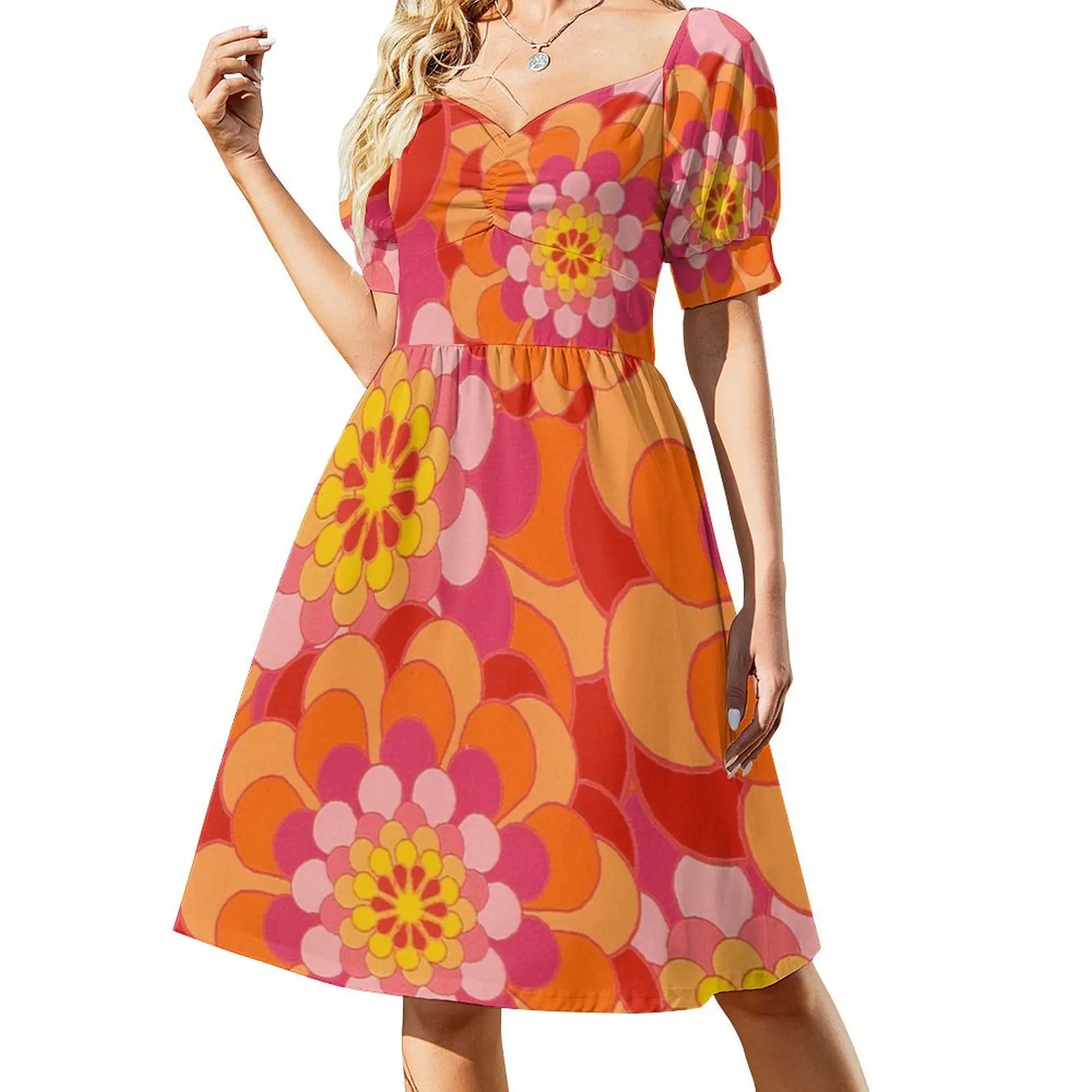 thumbnail image 1 of Flower Power de los 60 - ¡Sí, cariño! Vestido de manga corta, vestidos de baile, vestidos para el baile de graduación., 1 of 7