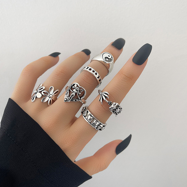 Punk Metal Multi Element Ring Set For Women Men Antique Silver Butterfly Snake Skull Finger Rings Gothic Jewelry Gift