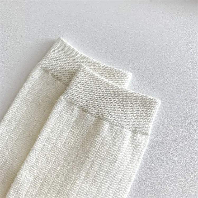 Gut aussehende Socken Frauen neue einfarbige bequeme geteilte Mittel rohrs ocken zwei Zehen Flip-Flops verstopfen zwei Zehen Daumen Finger Socken – Detail 10