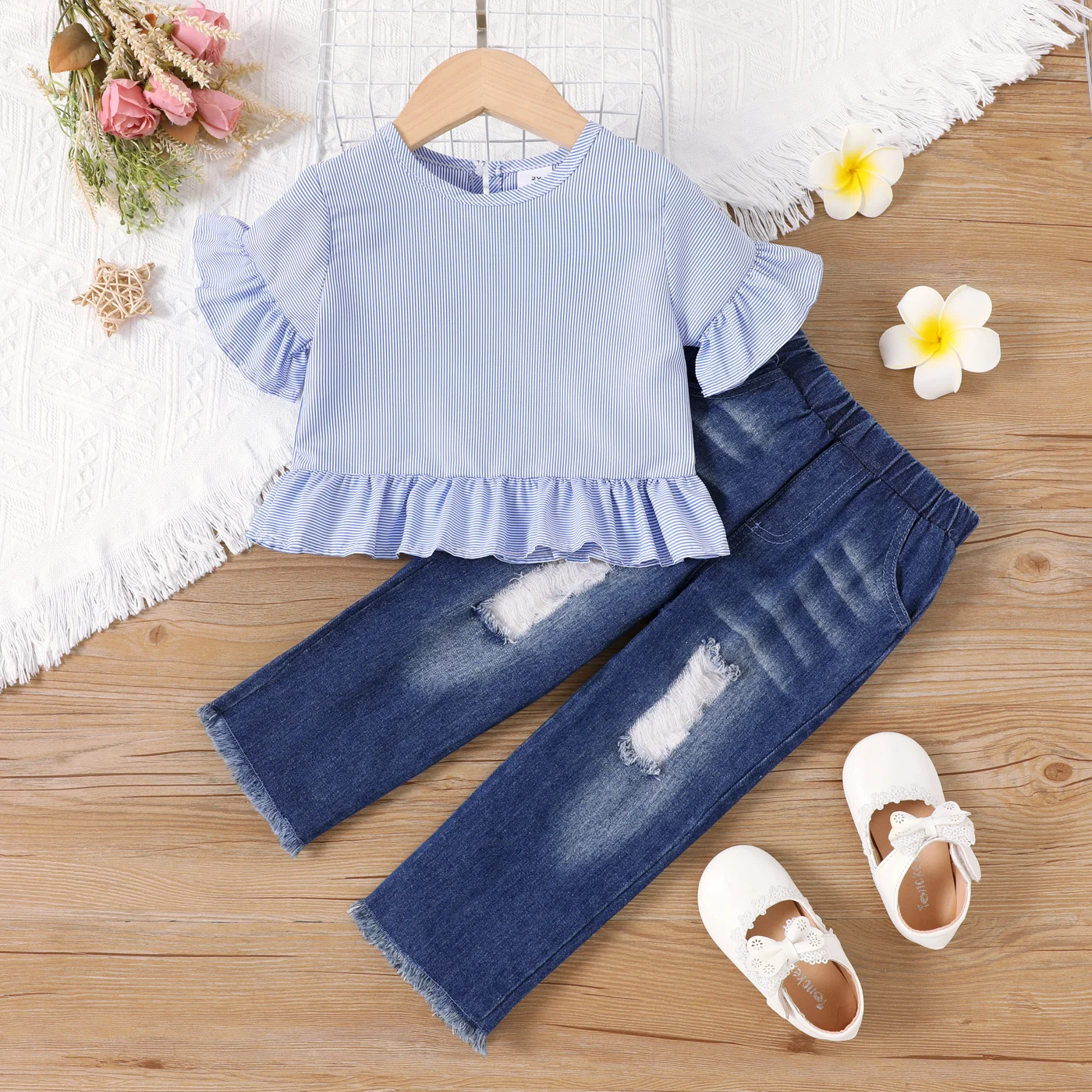 

PatPat 2pcs Toddler Girl Blue Stripe Long-sleeve Ruffled Top and Ripped Jeans Set