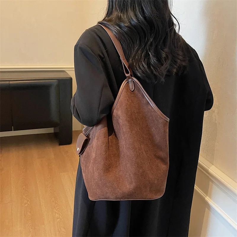 Retro Large Capacity Suede Shoulder Bag Women's Casual Commute Tote Bag Soft Surface Single Shoulder Bag Loose Feeling Purse