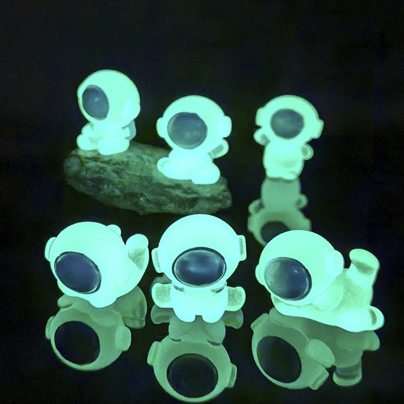 Cartoon Luminous Astronaut Figurine Resin Craft Decor Mini Landscape Desktop Ornament Creative Home Office Decoration