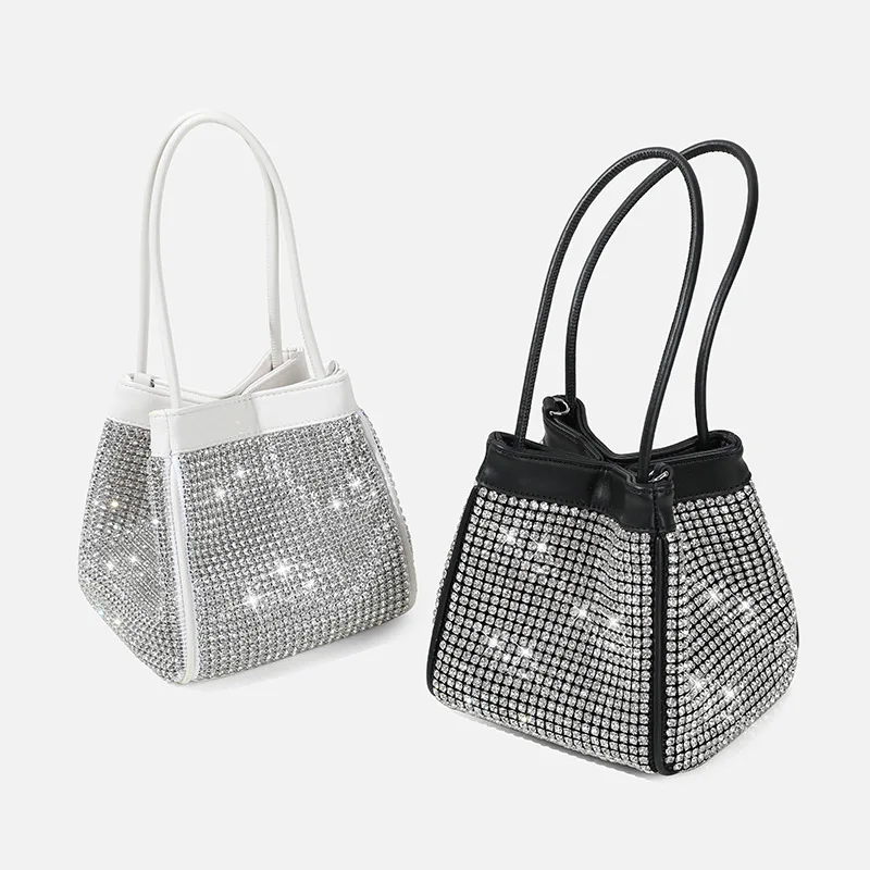 

2022 New Niche Design Full Diamond Encrusted Rhinestone Handbag Women's Portable Bucket Full Rock Girl Shoulder Messenger Bag