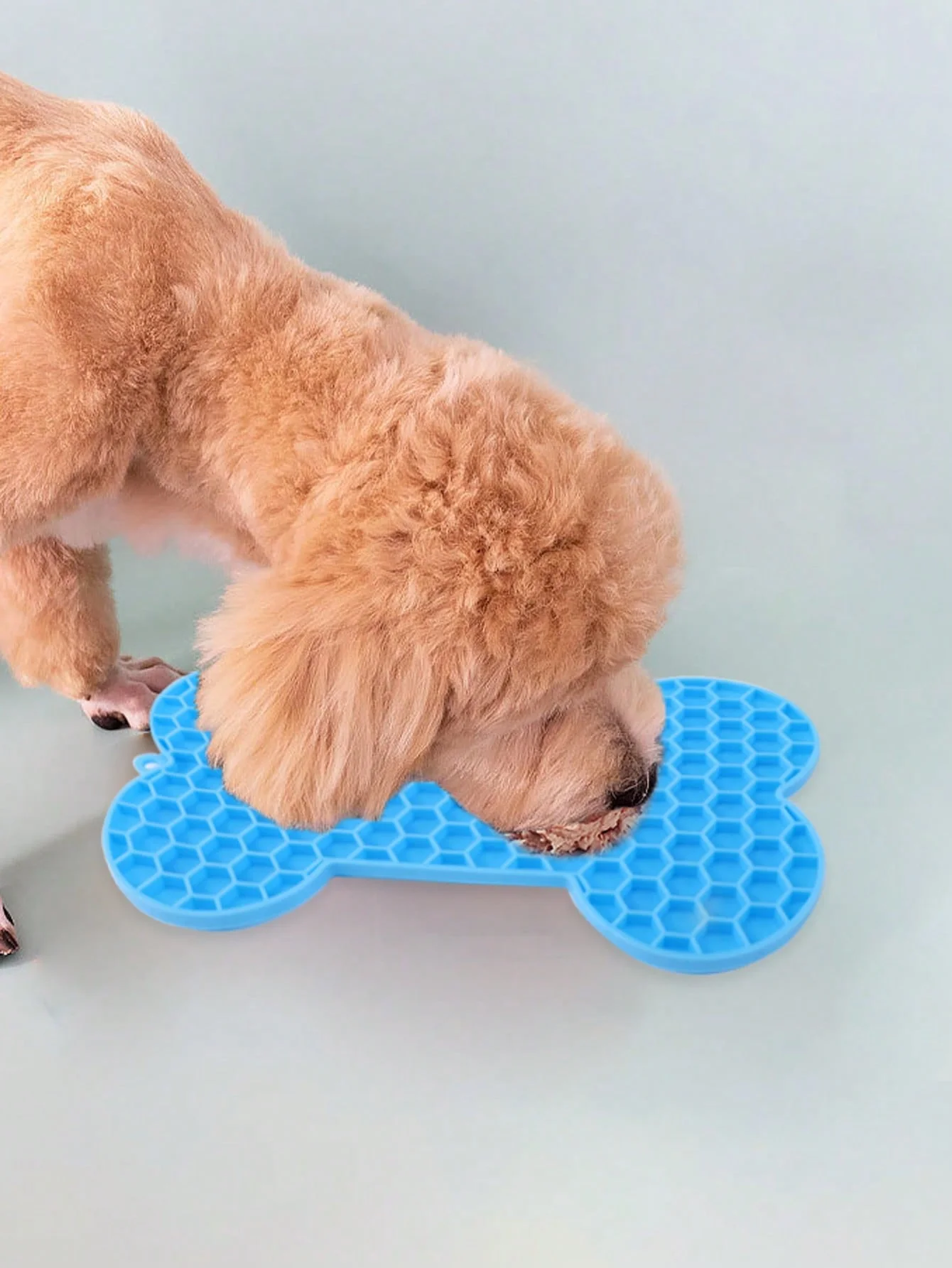 1pc-Slow eating pet bone shaped dog licking pad, interactive feeding, suitable for small and medium-sized pets