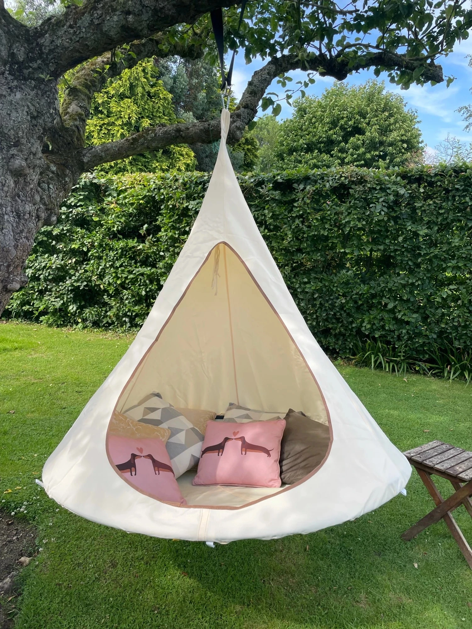 1pc Camping Teepee for Kids Adults Silkworn Cocoon Hanging Swing