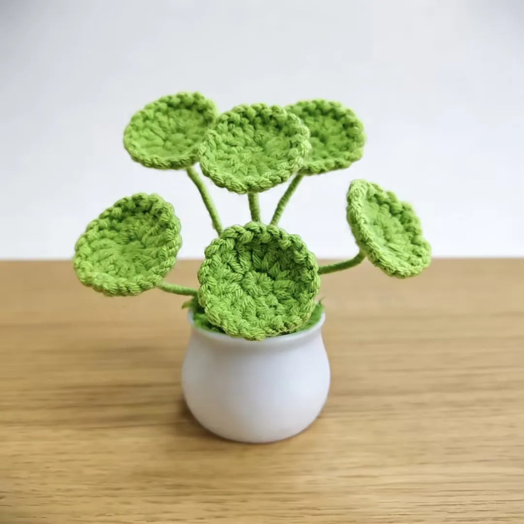 Niedlicher Gehäkelter Kleeblatt-Blumentopf Künstliche Pflanze Handgefertigt Vierblättriger Pflanzentopf Heimdekoration Geschenk