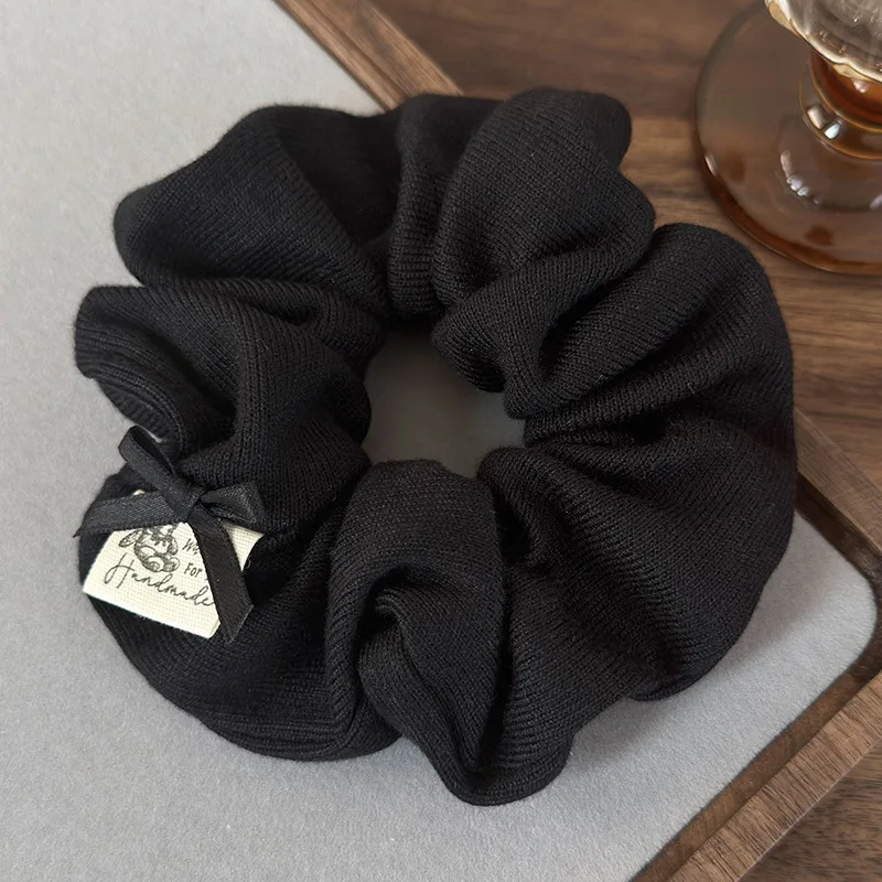 Krawattenset mit Vintage-Schmetterlingsschleife, Stoffflicken, Dickdarm-Design, gestricktem Dutt-Stirnband und niedrigem Pferdeschwanz-Haarseil – Detail 14