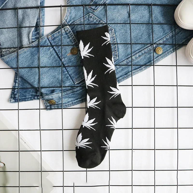 Man Fashion Cotton Socks Leaf Maple Leaves Casual Long Paragraph Hemp Weed Boat Socks Spring and Autumn cotton socks plain color boat socks boat socks casual socks