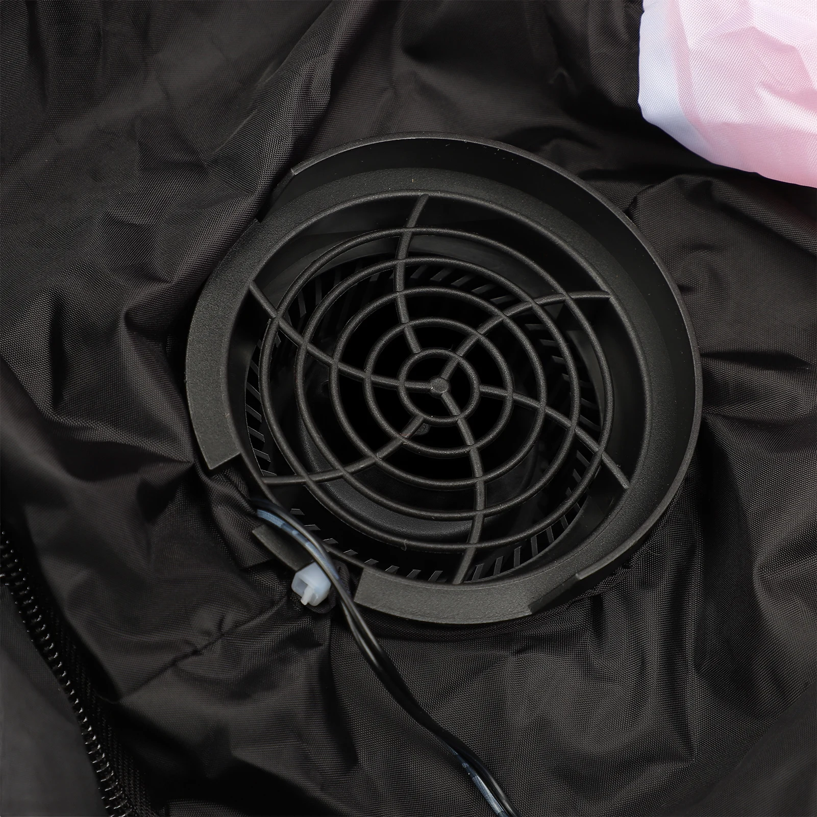 【New】4.92ft Inflatable Outdoor Santa Decoration with Built in LEDs for Holiday Yard Garden Blow Up Standing Santa