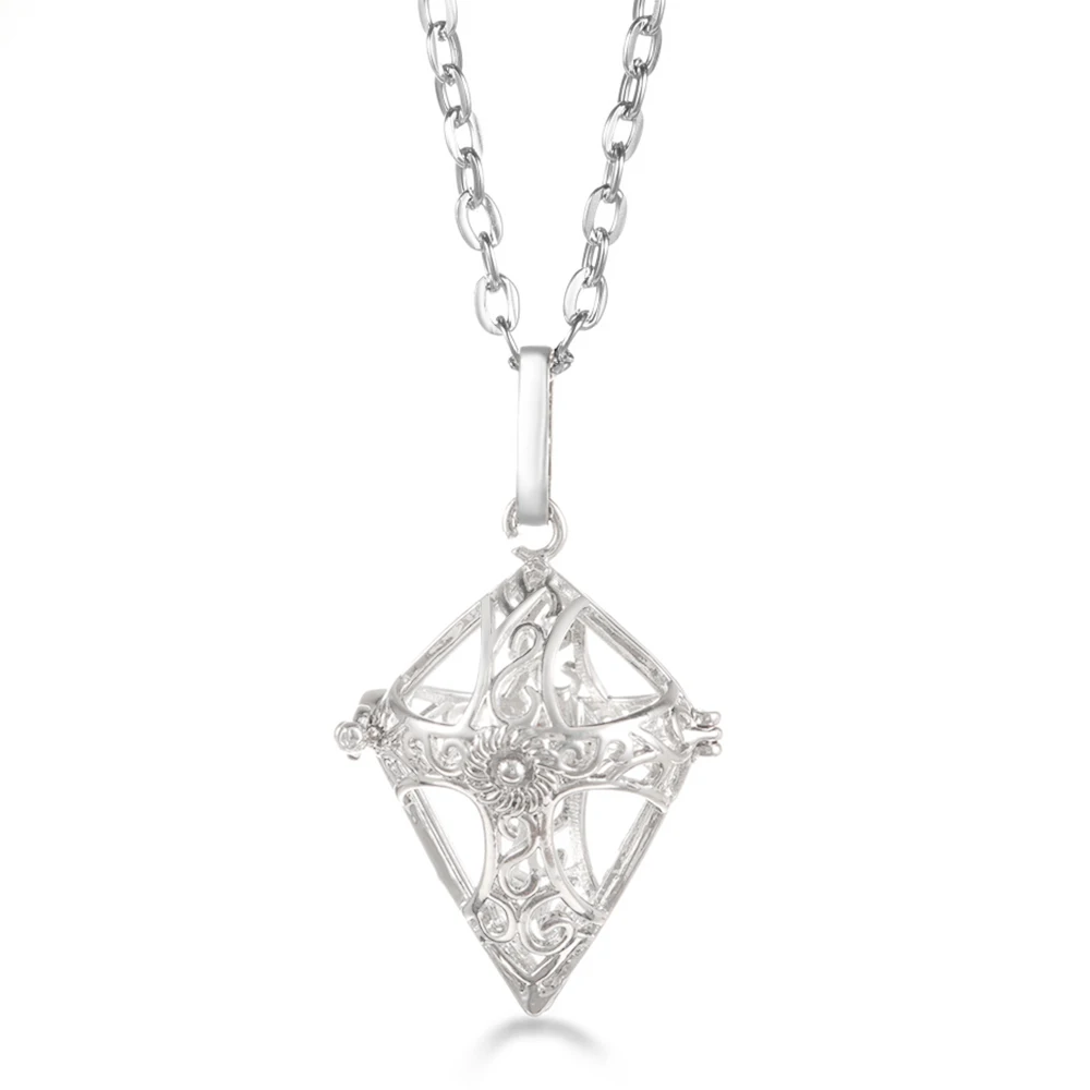 Exquisite Angel Wings Aromatherapy Pendant Necklace