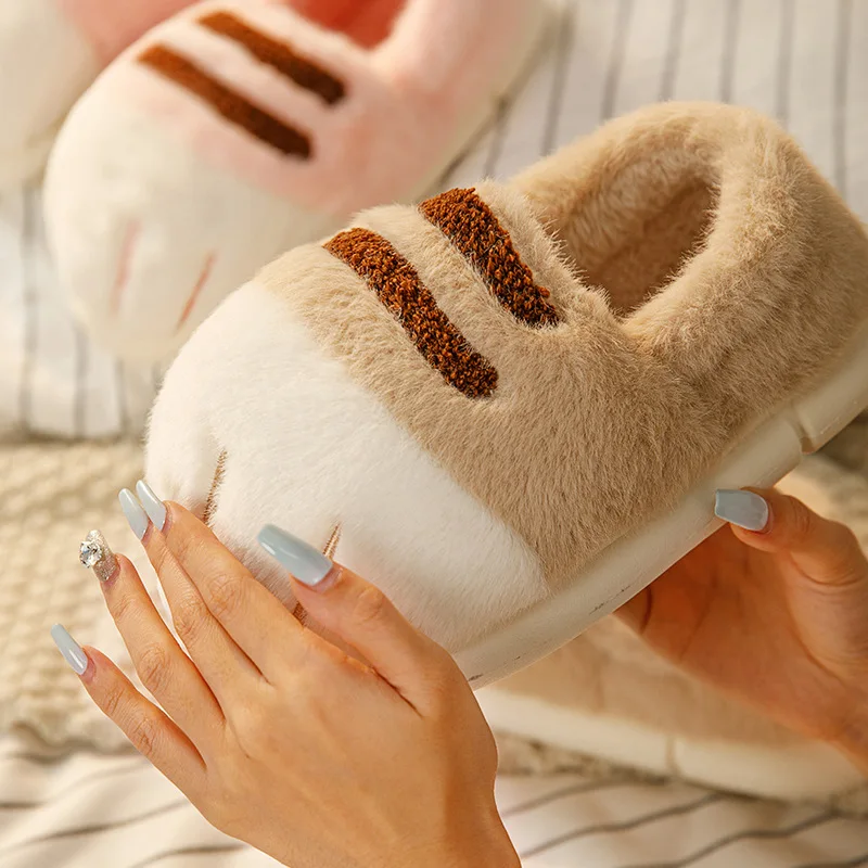 Newest cat paw feet slippers woman fluffy closed heel home shoes for women winter warm slip on animal claw slipper furry loafer 4