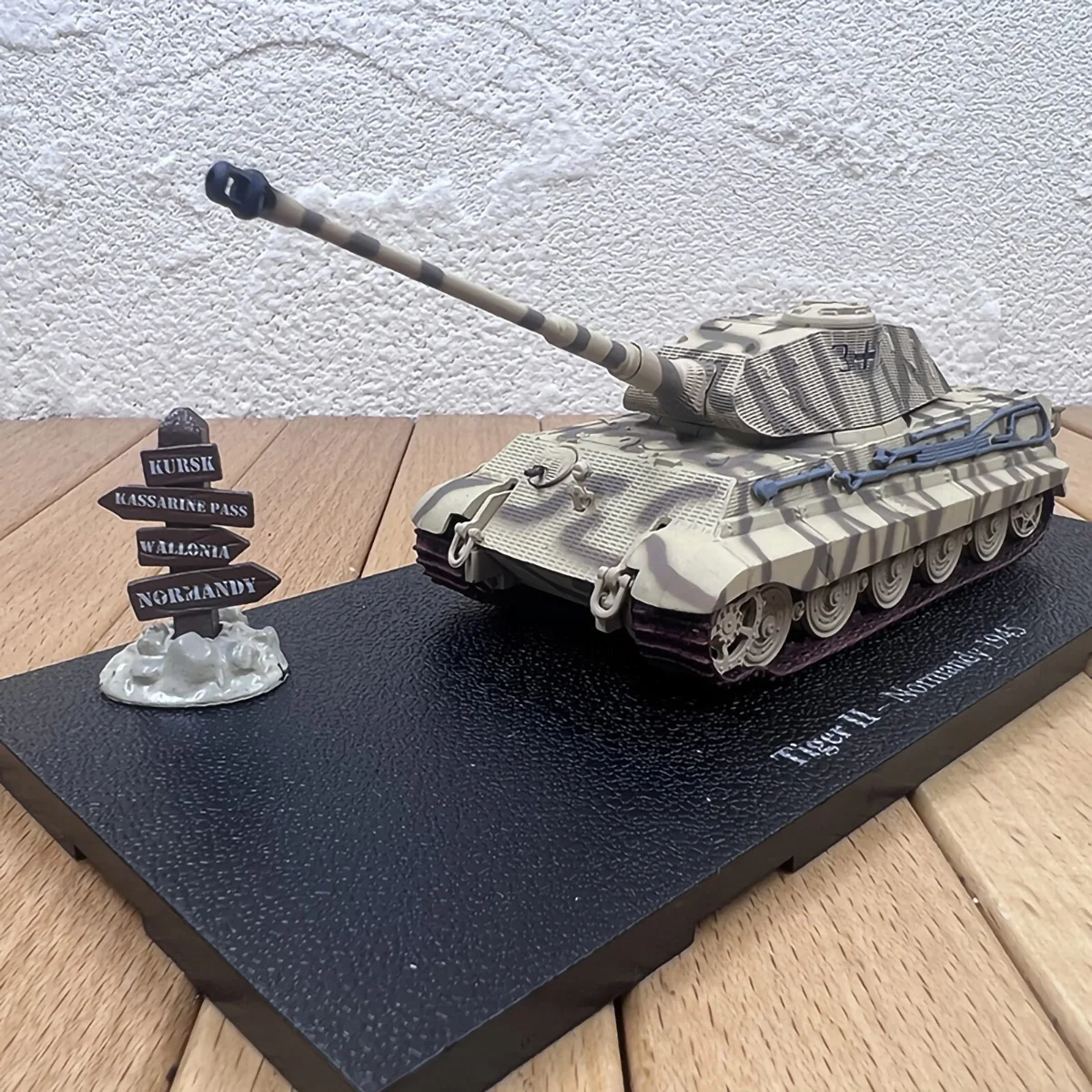 1:72 Scala Diecast Lega World War Ii German Tiger King Tank Chariot Model Militarized Combat Track Type Classic Adult Gifts Toy