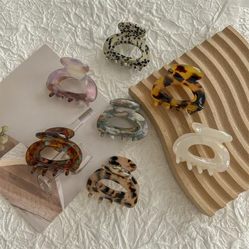 Elegant Small Hair Claw Clips 1
