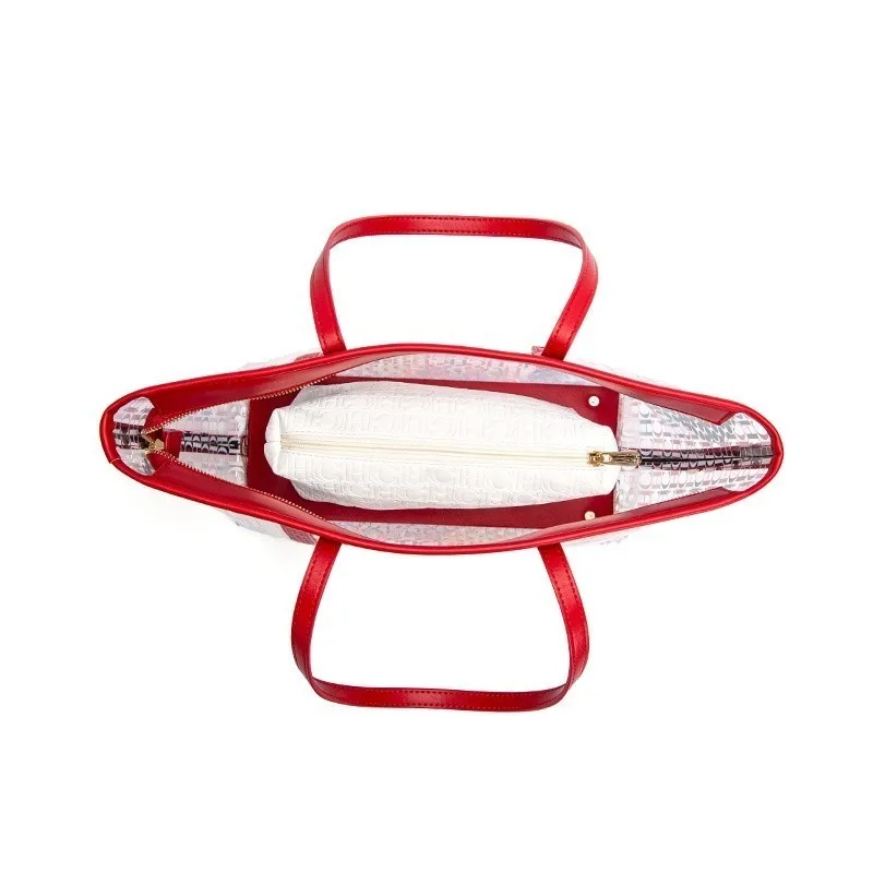 حقيبة سفر نسائية من تصميم CHCH لعام 2025، تتميز بت...