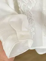 قميص مطرز بالورود 6