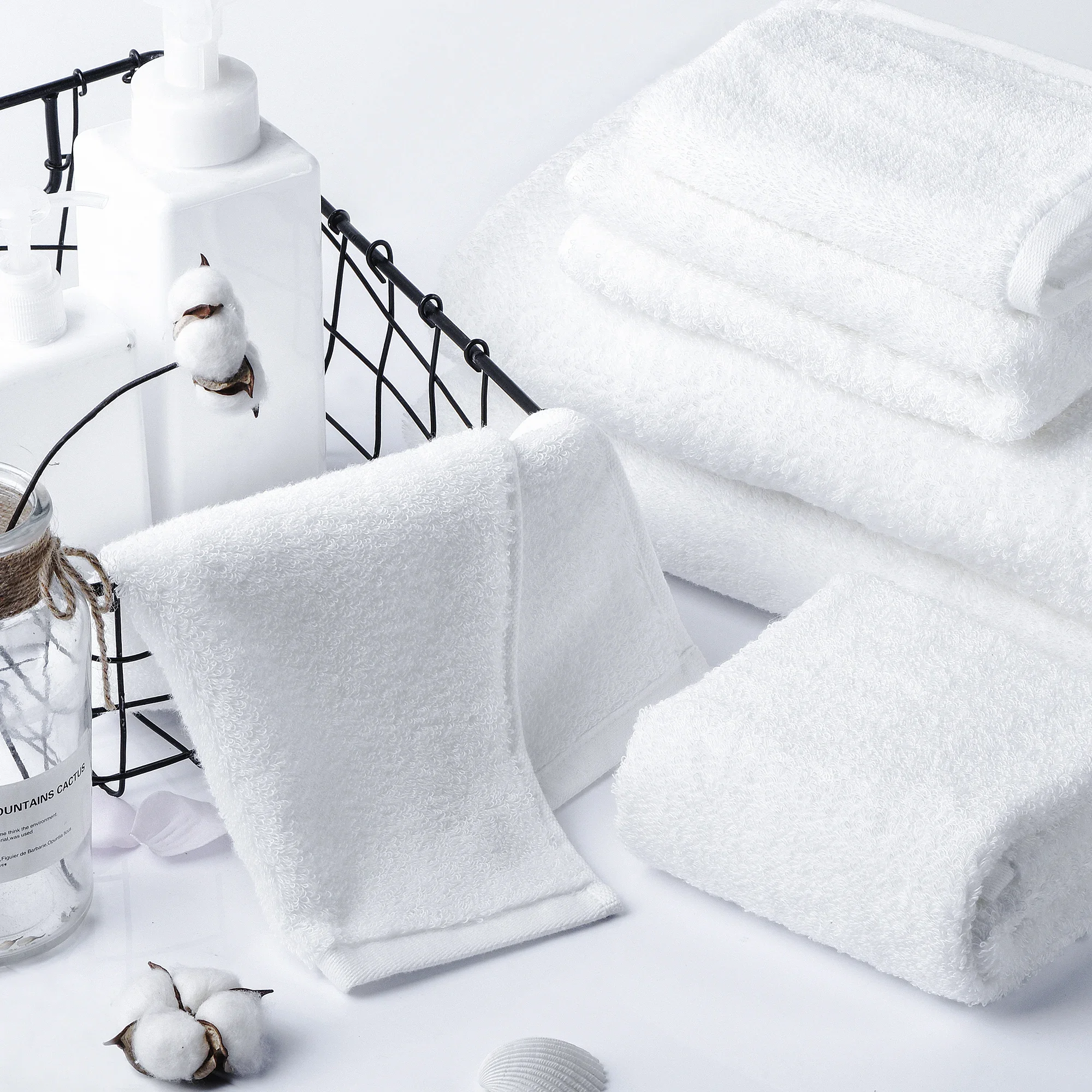 Bath Towel Set 2 Large Bath Towels 2 Hand Towels 2 Face towels Cotton Highly Absorbent Bathroom Towels White