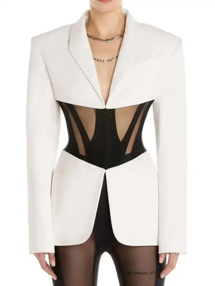 سترة نسائية عصرية من DEAT بياقة مدببة وأكمام طويلة...