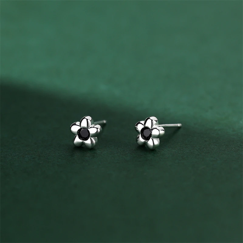 

New Arrival 925 Sterling Silver Black Zircon Flower Stud Earrings For Women Simple Fashion Elegant Wedding Party Jewelry Gift
