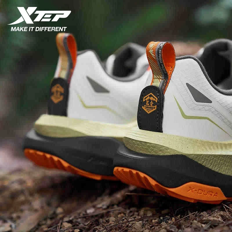 ゅ Xtep Kunlun 2.0 Outdoor Shoes For Men 2024 Winter Shock Absorption